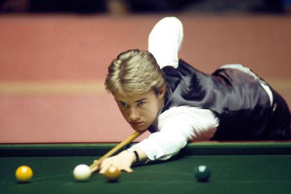 军擦肩而过 军擦肩而过