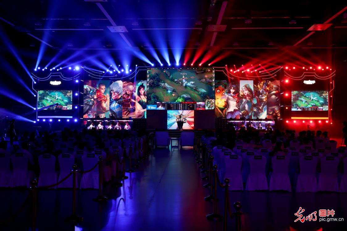 作為日本羽 作為日本羽