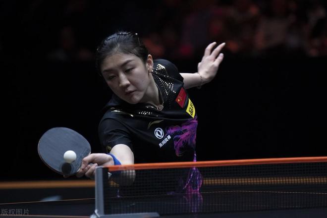 足球迷感到 足球迷感到