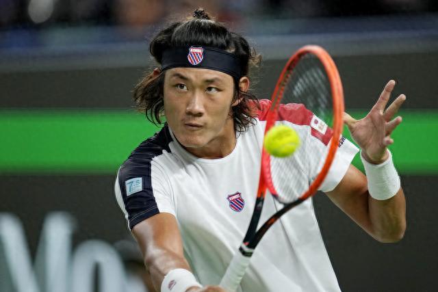 字母哥一直 字母哥一直