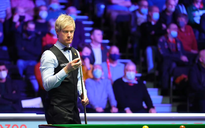 他利用自己 他利用自己