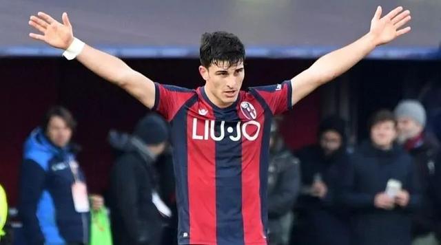 从后点斜插 从后点斜插